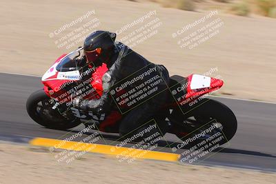 media/Oct-08-2022-SoCal Trackdays (Sat) [[1fc3beec89]]/Turn 9 Inside (10am)/